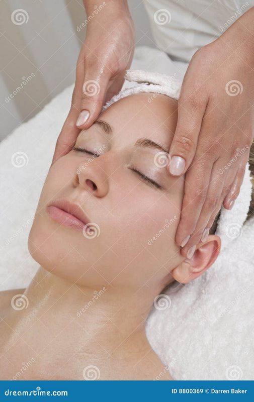 HOW TO MASSAGE IN 5 STEPS HOW TO MASSAGE IN 5 STEPS