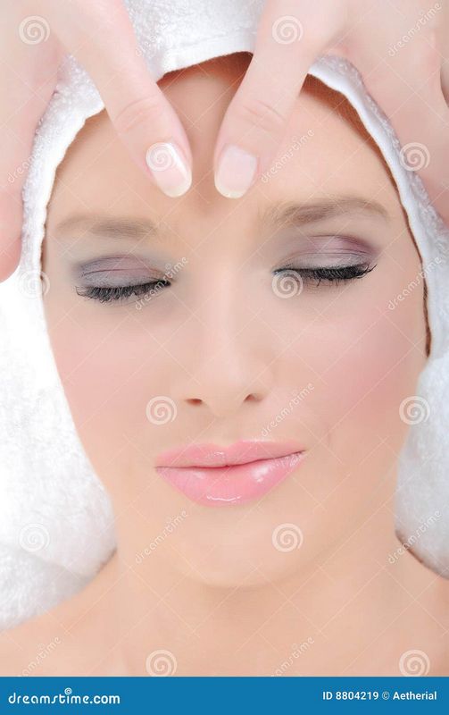 Masaje con piedras calientes